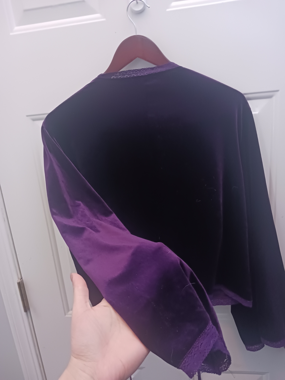 R. Vivimos Lace-Trim Top in Rich Violet - Picture 11 of 11